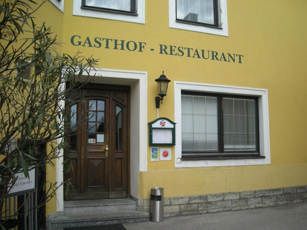 Hotel Gasthof Kreuzmayr  Eferding Exterior foto